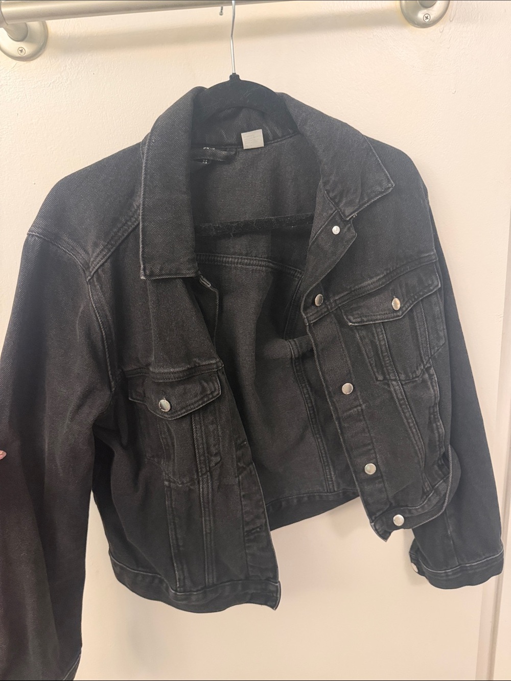 Women's Black Denim Jacket - Classic Oversized Trucker